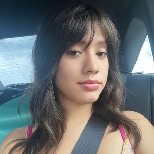 Meet your Posher, Angelique